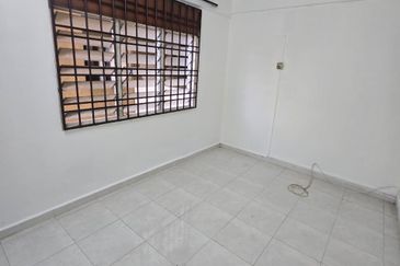 Flat Seri Orkid Ehsan Jaya