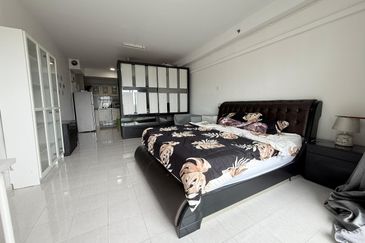 Prima Regency (Dorchester Court)