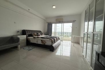 Prima Regency (Dorchester Court)