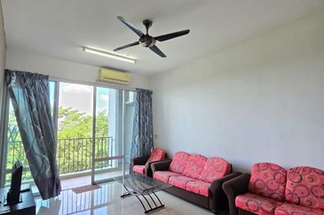 Dedaun Hijau (Greenfield Regency)