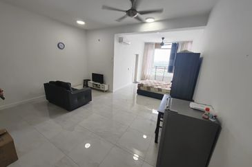 Dedaun Hijau (Greenfield Regency)