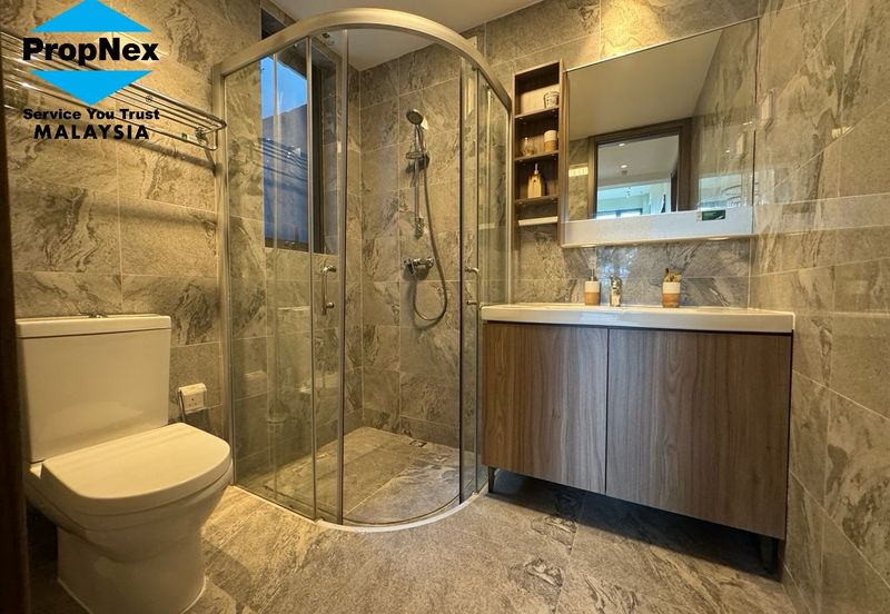 Forest City Golf Resort, Gelang Petah