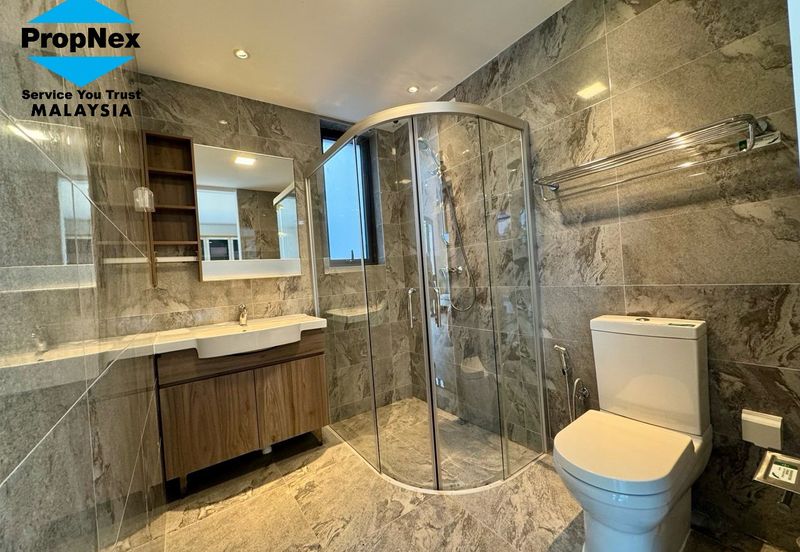 Forest City Golf Resort, Gelang Petah