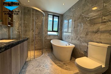 Forest City Golf Resort, Gelang Petah