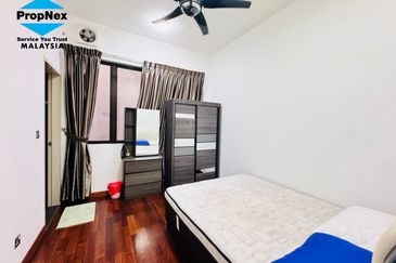 The Canal Garden South, Horizon Hills