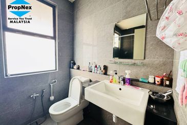 The Canal Garden South, Horizon Hills