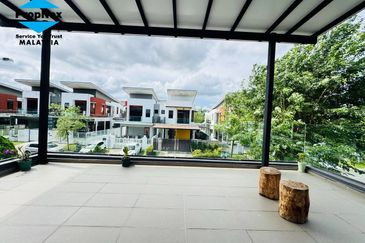 The Canal Garden South, Horizon Hills