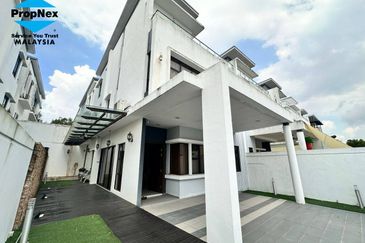 The Canal Garden South, Horizon Hills