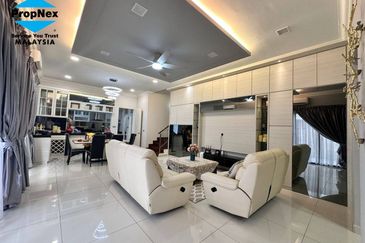 The Canal Garden South, Horizon Hills