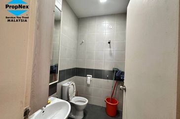 The Canal Garden South, Horizon Hills