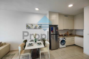 The M @ Medini Macrolink