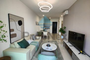 The M @ Medini Macrolink