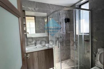 Forest City Golf Resort, Gelang Petah