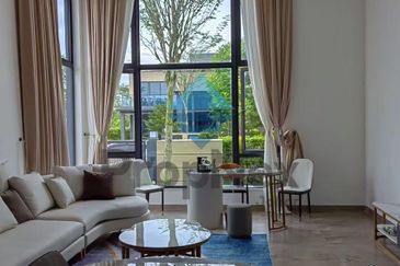 Forest City Golf Resort, Gelang Petah