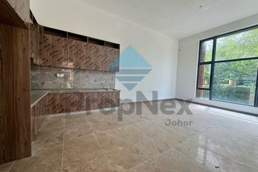 Forest City Golf Resort, Gelang Petah