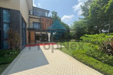 Golf & Resort Forest City, Fringe Villa