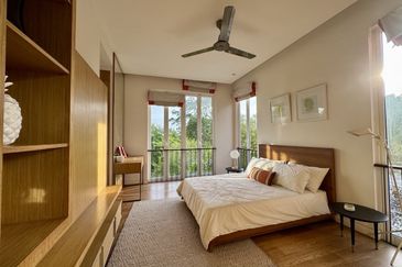 Emerald Bay @ Puteri harbour