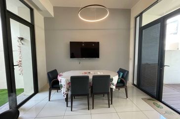 Avira Garden Terraces @ Medini