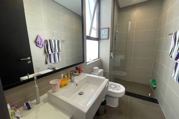 Avira Garden Terraces @ Medini