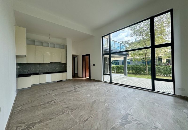 Forest City Golf Resort, Gelang Petah