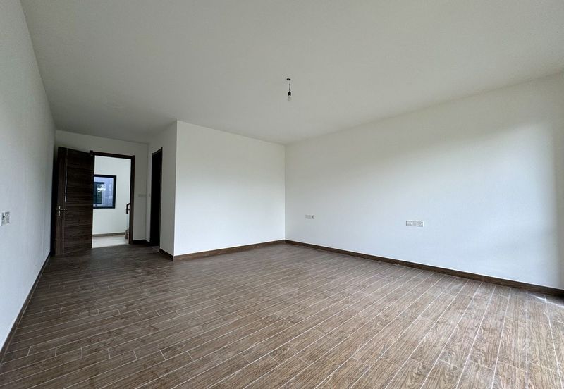 Forest City Golf Resort, Gelang Petah