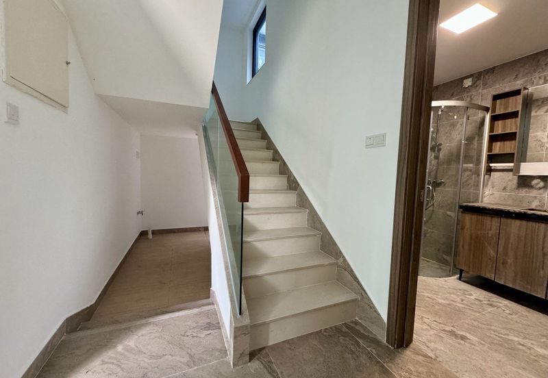 Forest City Golf Resort, Gelang Petah