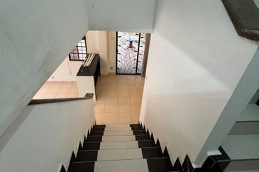 SL 13, Bandar Sungai Long