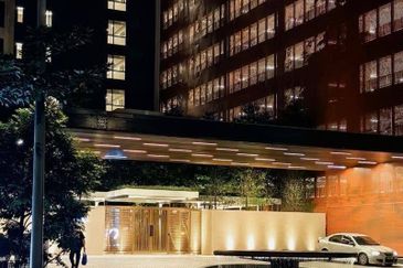 Henna Residence @ The Quartz