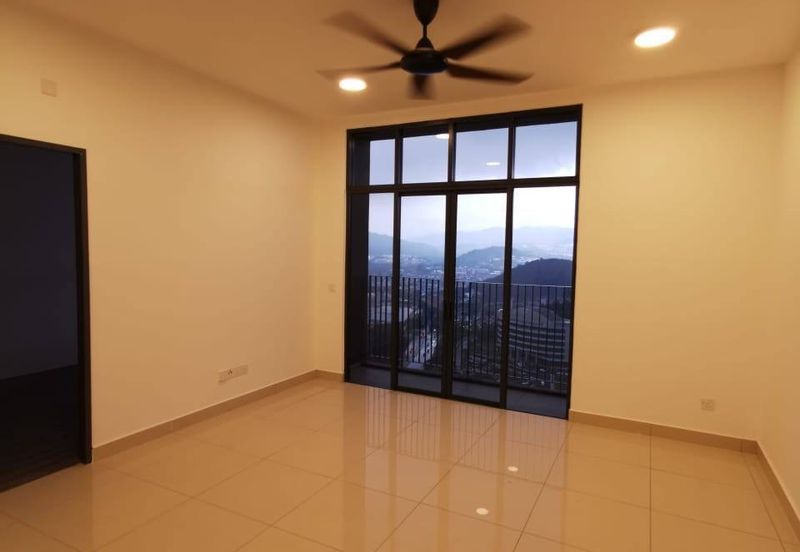 Henna Residence @ The Quartz