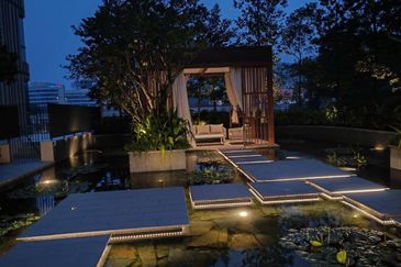 Henna Residence @ The Quartz