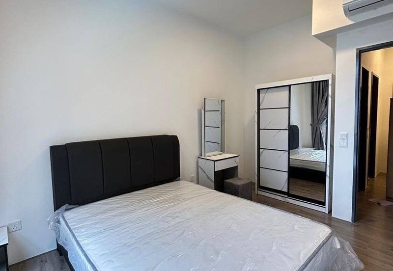 Henna Residence @ The Quartz