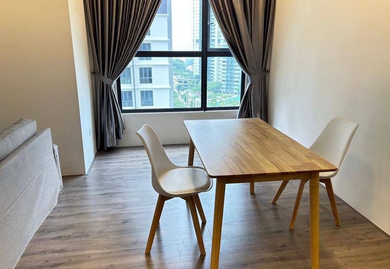 Henna Residence @ The Quartz