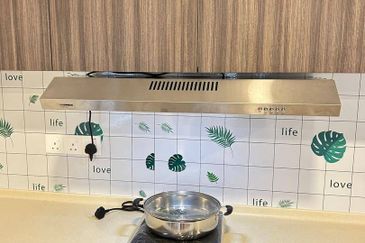 Henna Residence @ The Quartz