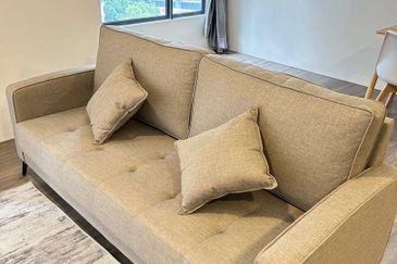 Henna Residence @ The Quartz