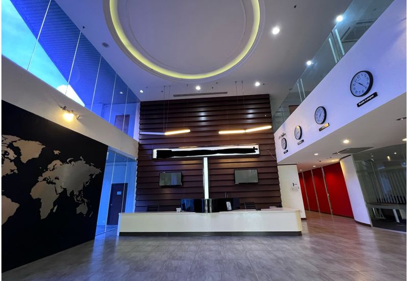 6-Storey Building (Suitable For College/University used)