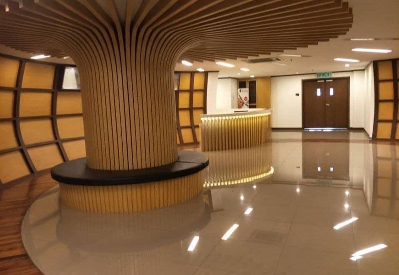 6-Storey Building (Suitable For College/University used)