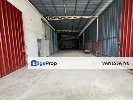 Sungai Choh, Warehouse Facing Main Road, Rawang, Selangor, Rawang