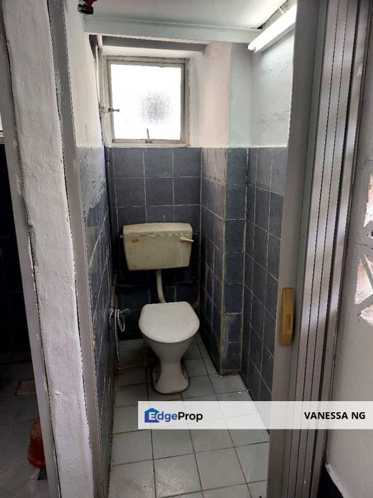 Corner unit, brighter , Kuala Lumpur, Kepong