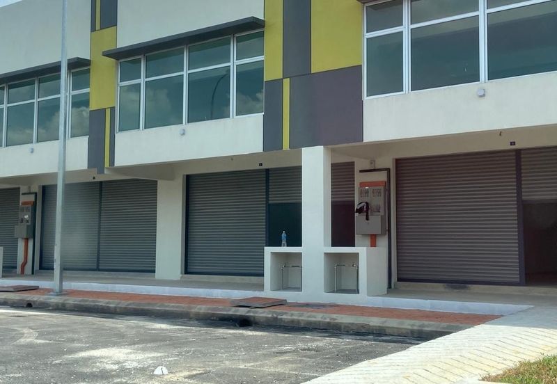 Saujana Utama CORNER NEW SHOPLOT @ Sungai Buloh, Bandar Puncak Alam