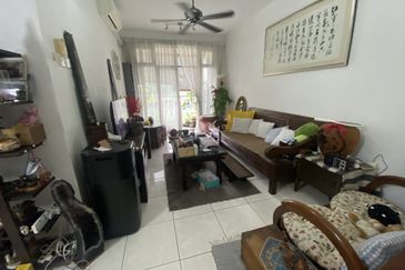 Perdana View Condominium