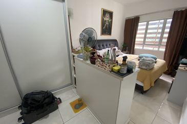 Perdana View Condominium