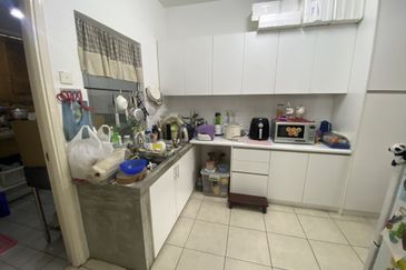 Perdana View Condominium