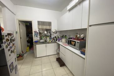 Perdana View Condominium