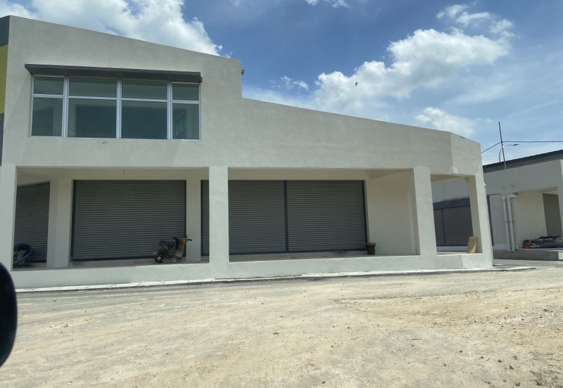 Saujana Utama, Brand New Shoplot, Sungai Buloh Selangor