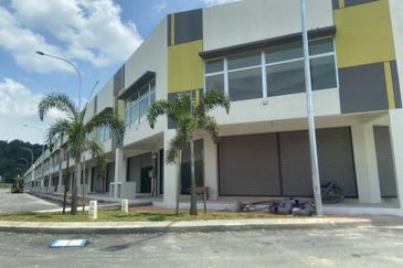 Saujana Utama, New Shop Lot, Sungai Buloh Selangor
