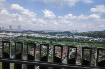 Perdana Exclusive Condominium