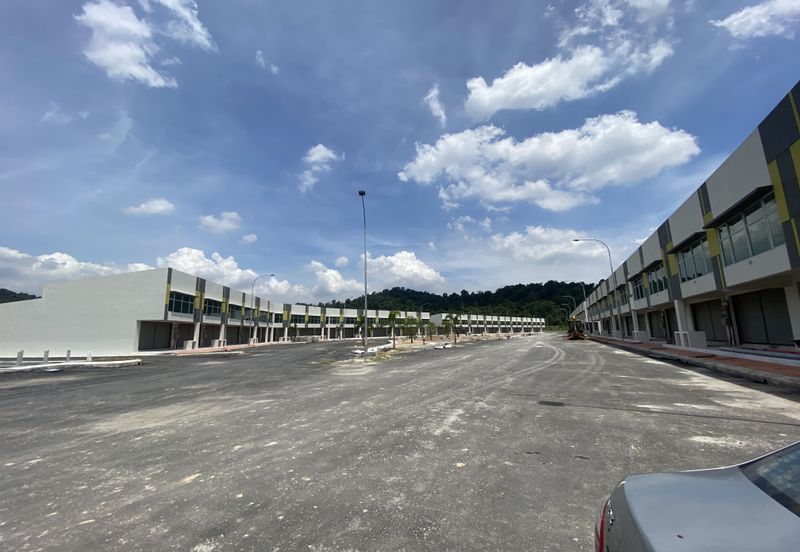 Taman Saujana Utama 3