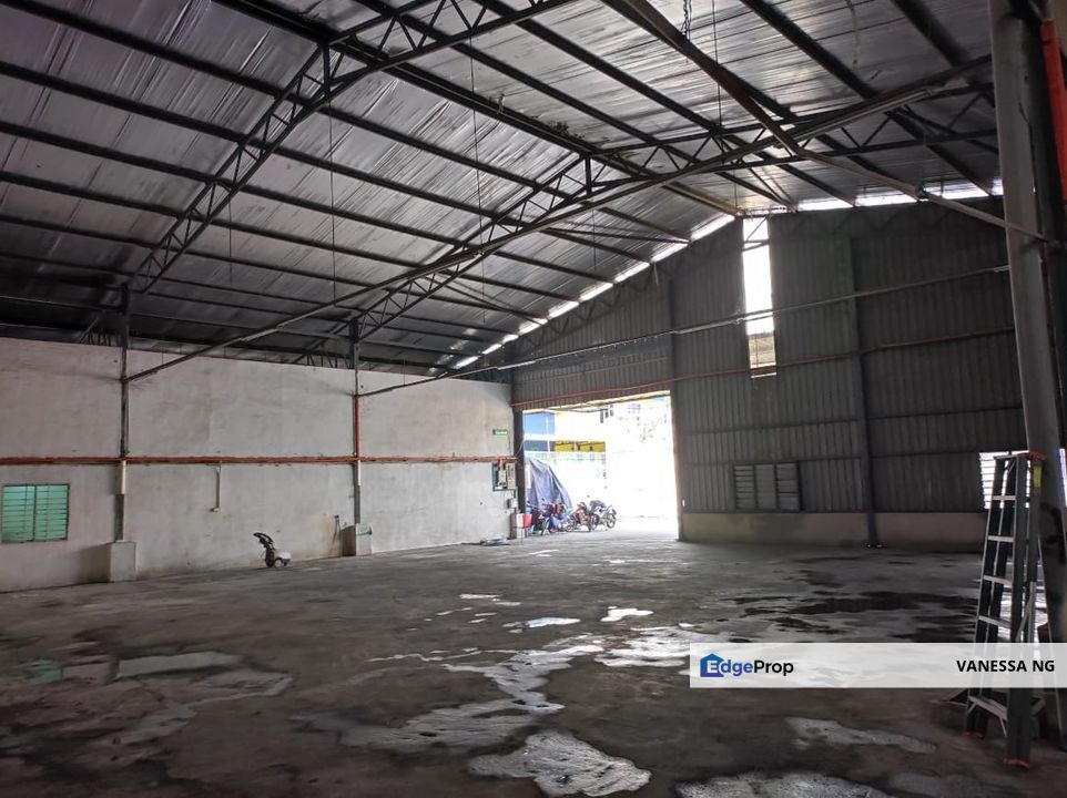 Warehouse Factory Facing Main road, Sungai Choh, Rawang, Selangor, Rawang