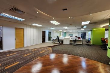 PLAZA MONT KIARA OFFICE, Mont Kiara, with Furniture,