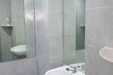 38 Bidara Condominium